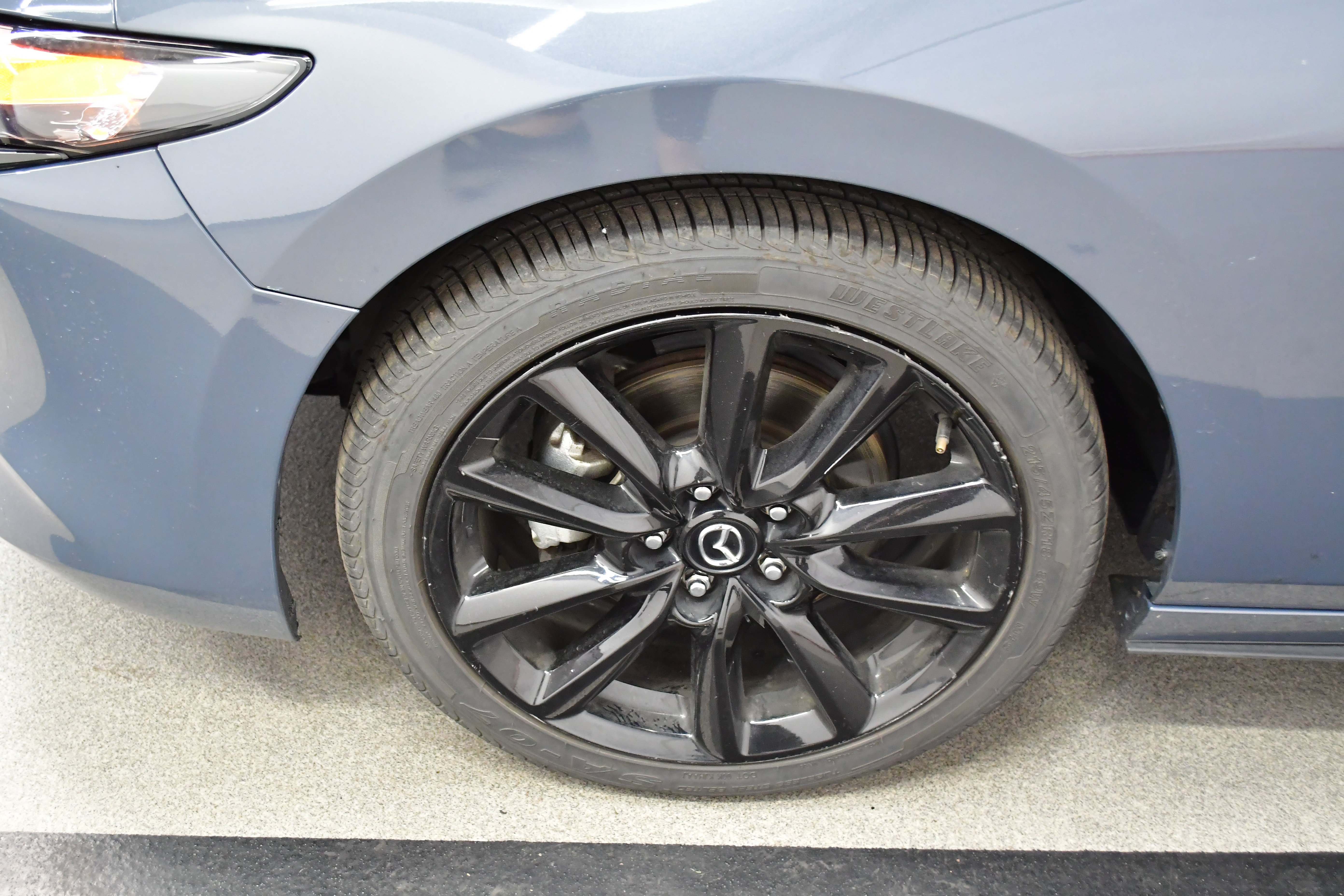 Used 2024 MAZDA MAZDA3 s image 33