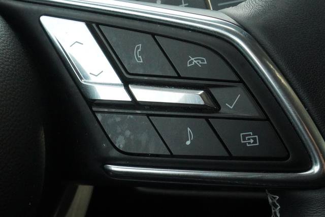 Used 2025 Buick Envision Sport Touring image 17