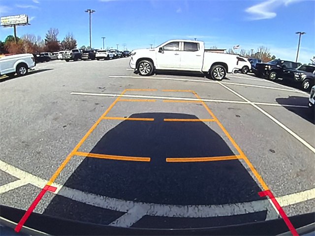 Used 2022 GMC Yukon SLT w/ SLT Premium Package image 30