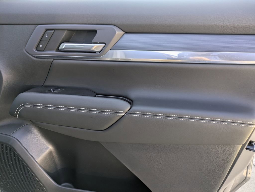 New 2026 GMC Terrain Elevation w/ Black Edition image 29