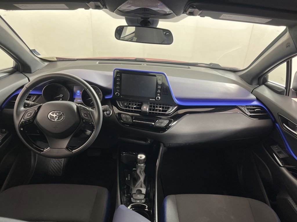 Used 2020 Toyota C-HR XLE image 15