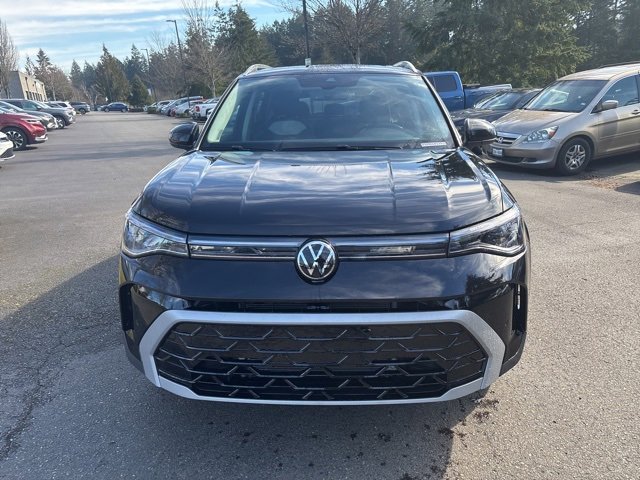 New 2025 Volkswagen Taos SEL image 3