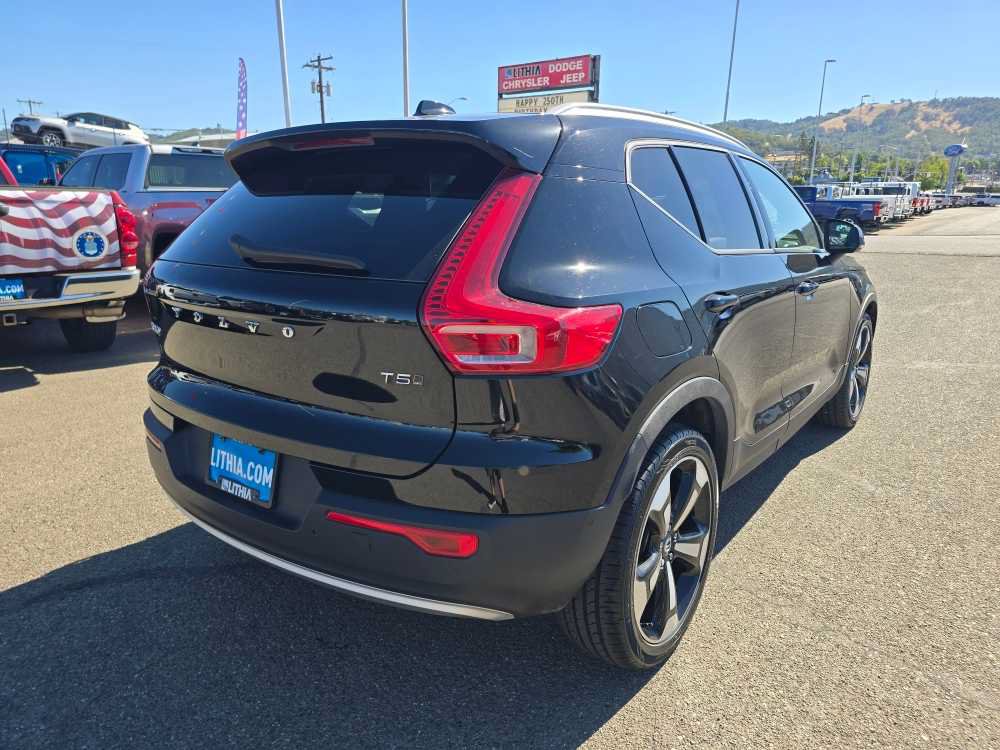 Used 2019 Volvo XC40 T5 Momentum AWD/4WD image 5