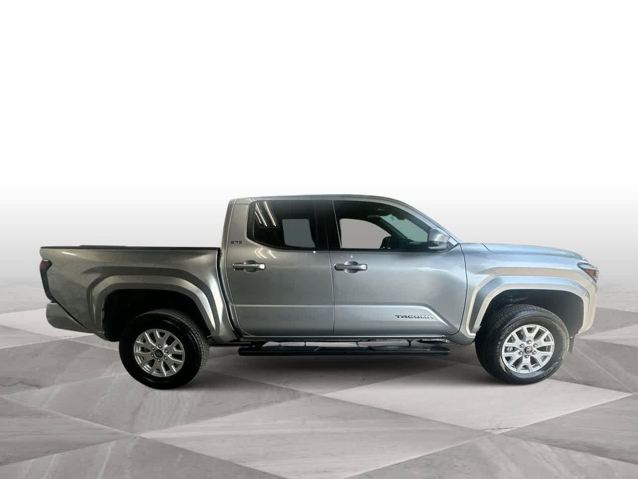 Used 2025 Toyota Tacoma SR5 RWD image 9