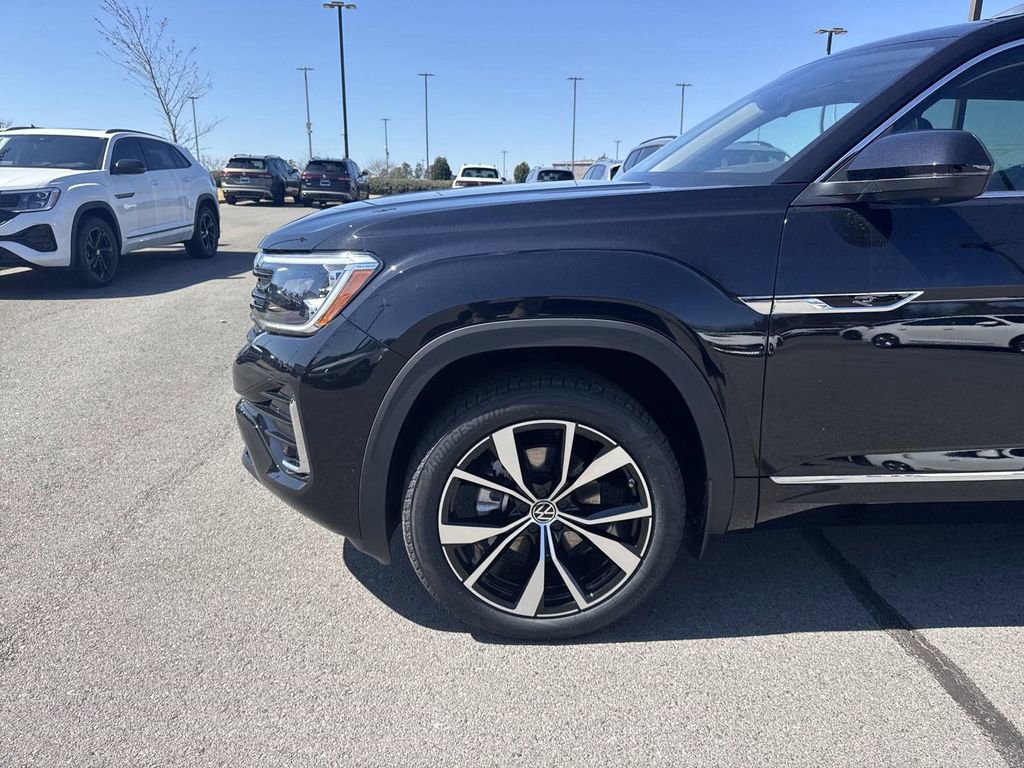 New 2025 Volkswagen Atlas SEL Premium R-Line image 9