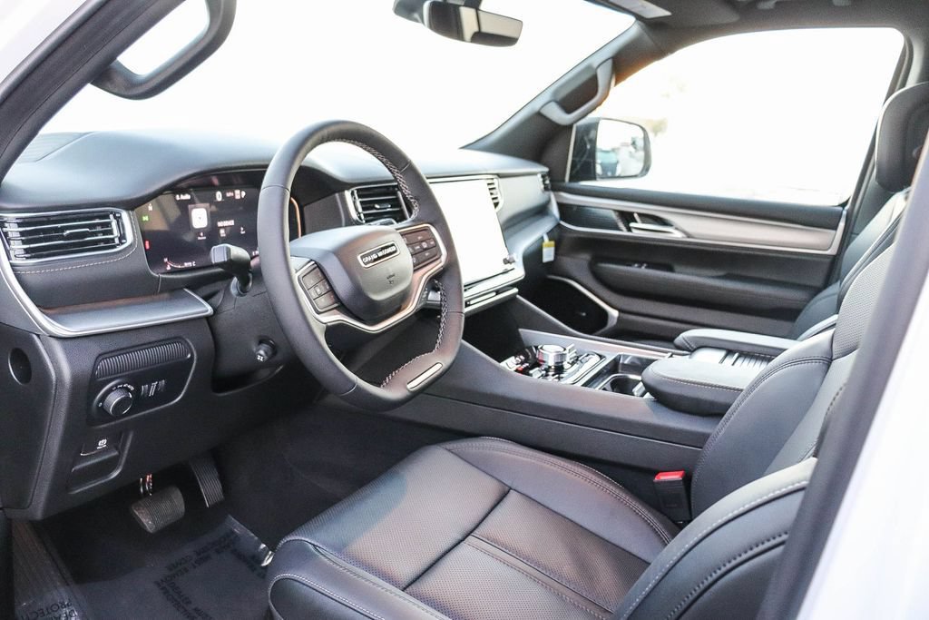 New 2026 Jeep Grand Wagoneer Limited AWD/4WD image 24