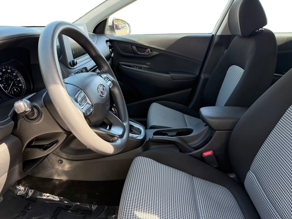 Used 2023 Hyundai Kona SE AWD/4WD image 9