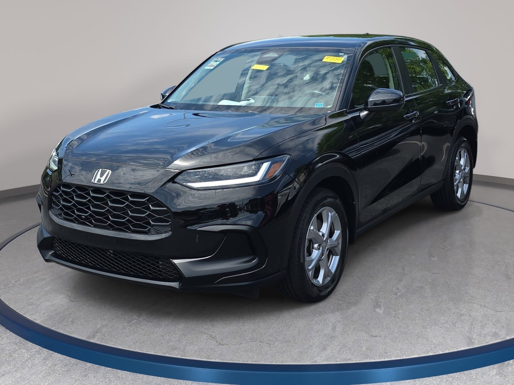 Used 2024 Honda HR-V LX image 1