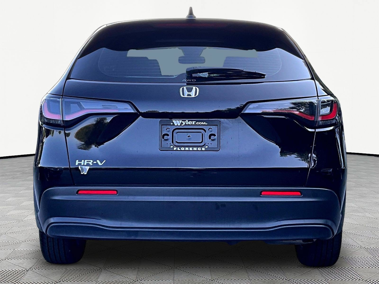 Certified 2025 Honda HR-V LX image 5