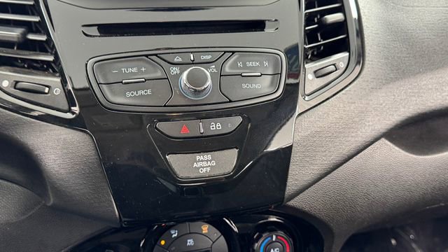 Used 2017 Ford Fiesta SE w/ Equipment Group 201A FWD image 23