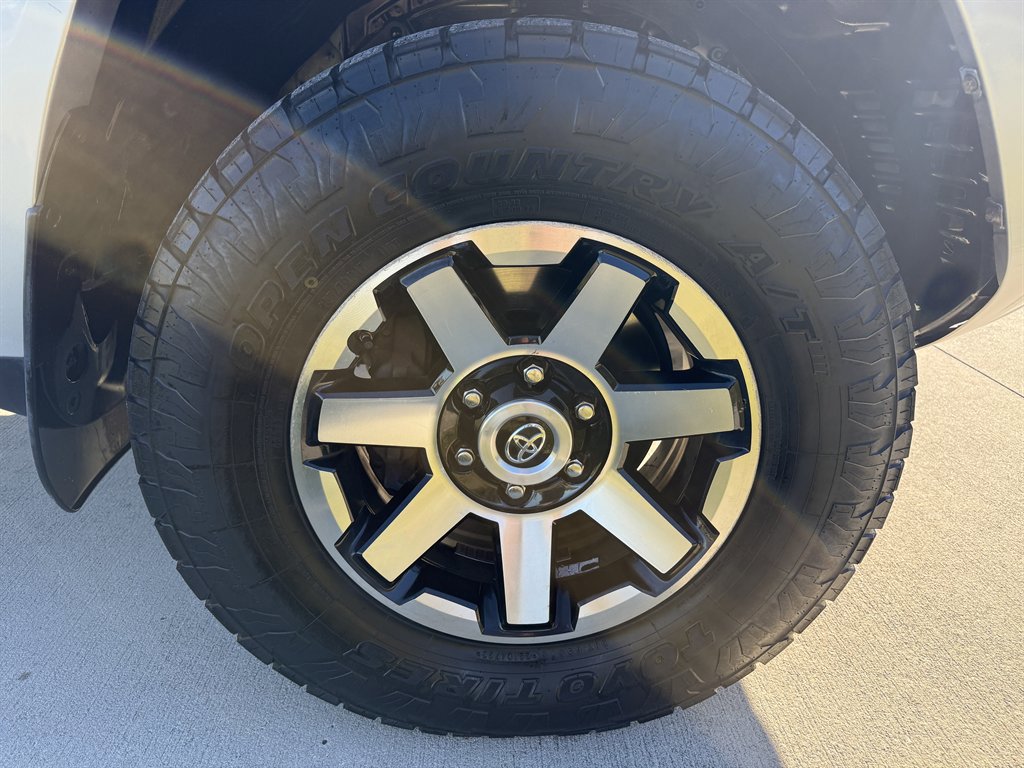 Used 2019 Toyota 4Runner TRD Off-Road Premium image 21