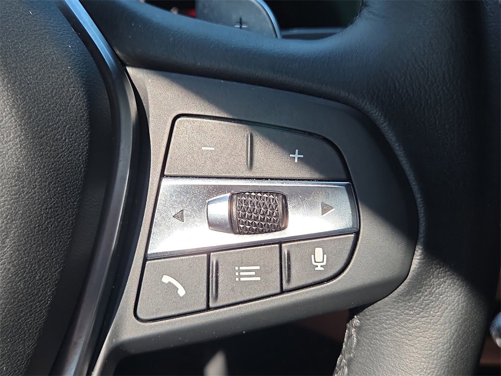 Used 2023 BMW 330i Sedan w/ Premium Package image 29