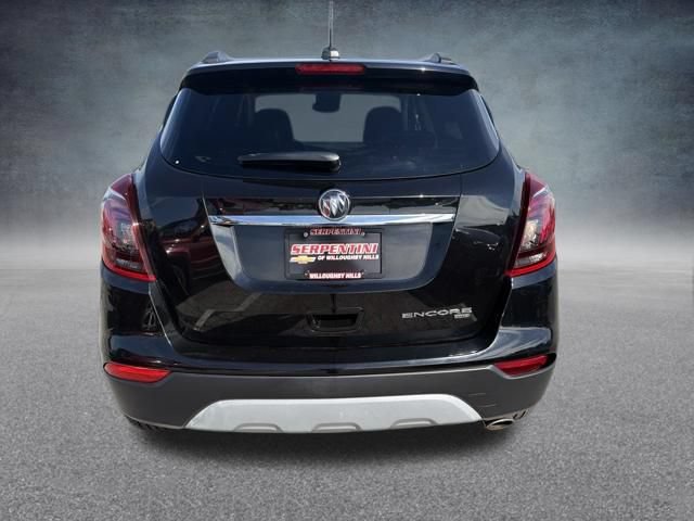 Used 2020 Buick Encore Preferred AWD/4WD image 9