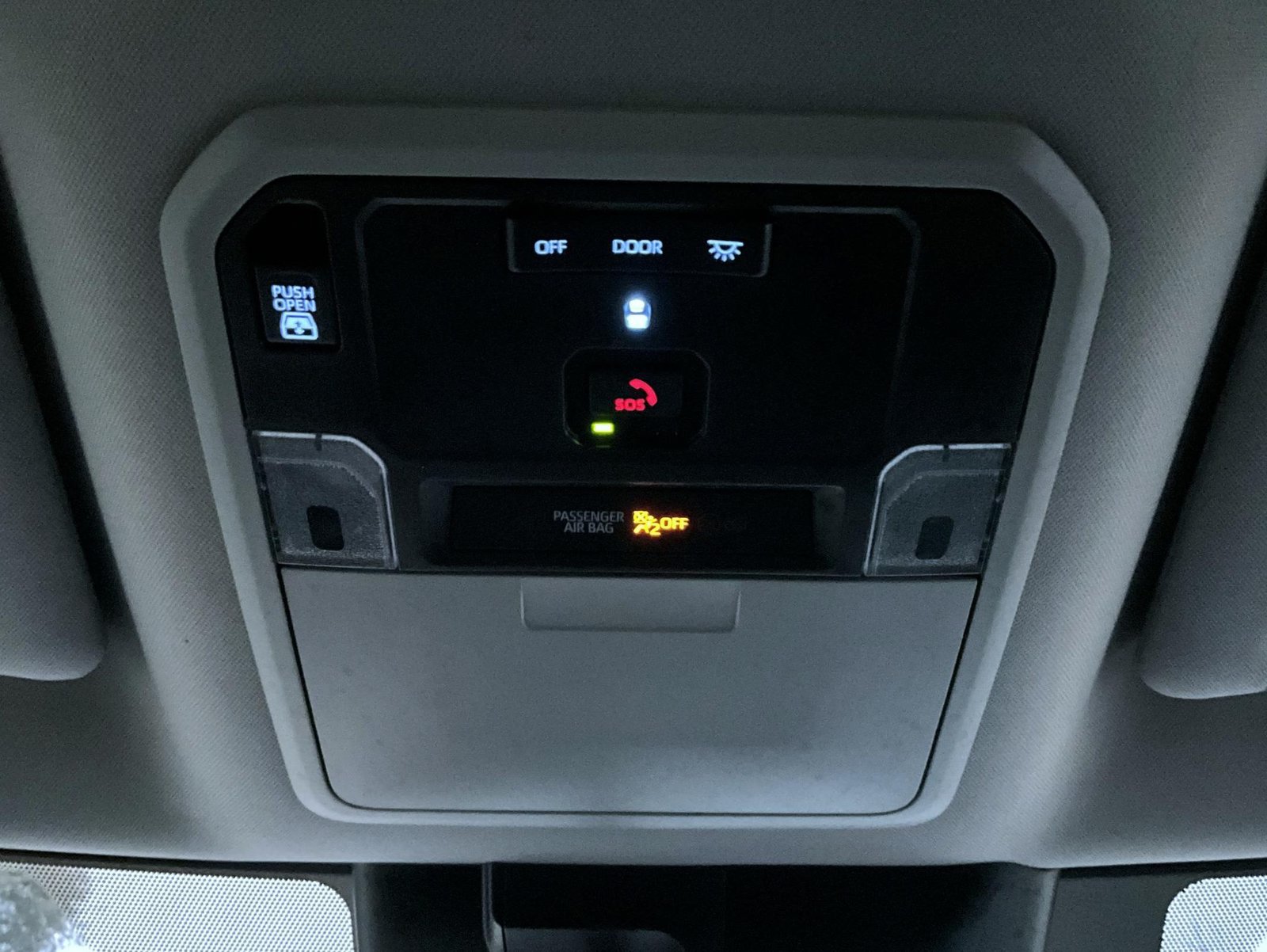 Used 2024 Toyota Tundra SR5 w/ SR5 Convenience Package AWD/4WD image 16