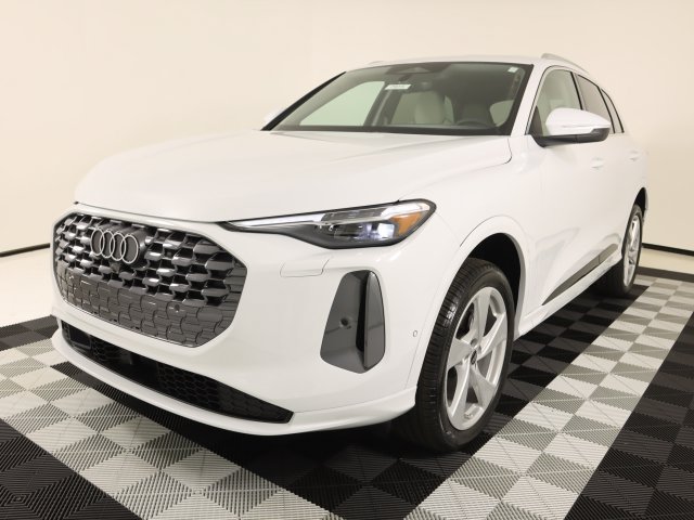 New 2026 Audi Q5 Premium Plus AWD/4WD image 1