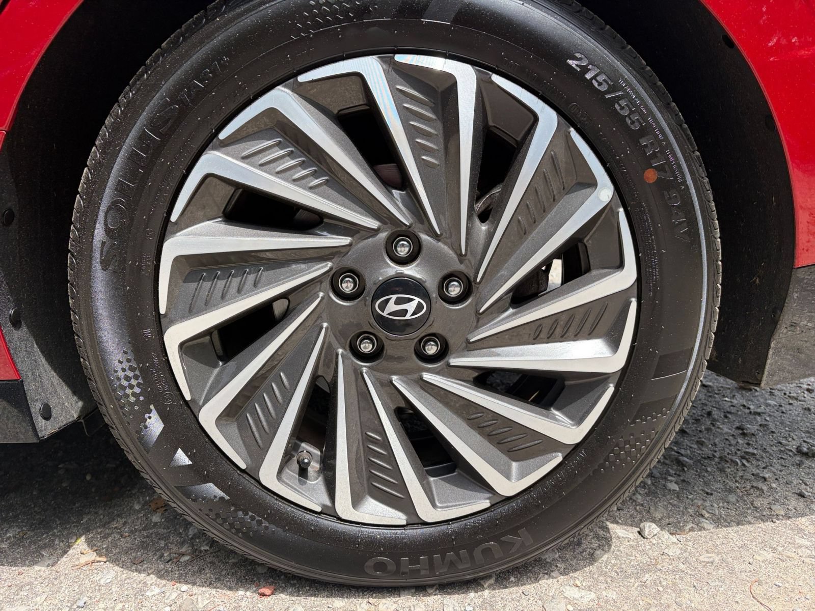 Used 2025 Hyundai Sonata SEL FWD image 30