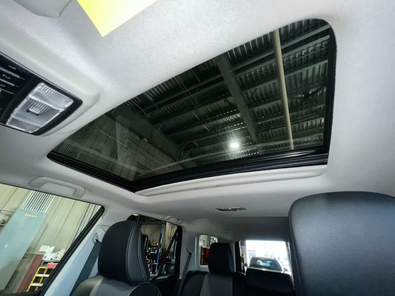Used 2022 Toyota 4Runner SR5 Premium w/ Moonroof Package AWD/4WD image 22
