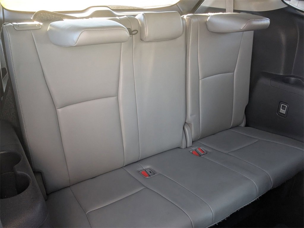 Used 2021 Toyota Highlander Platinum image 35