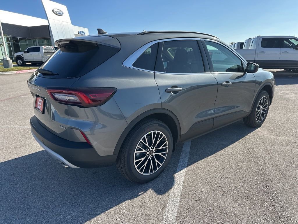 New 2026 Ford Escape SE image 8