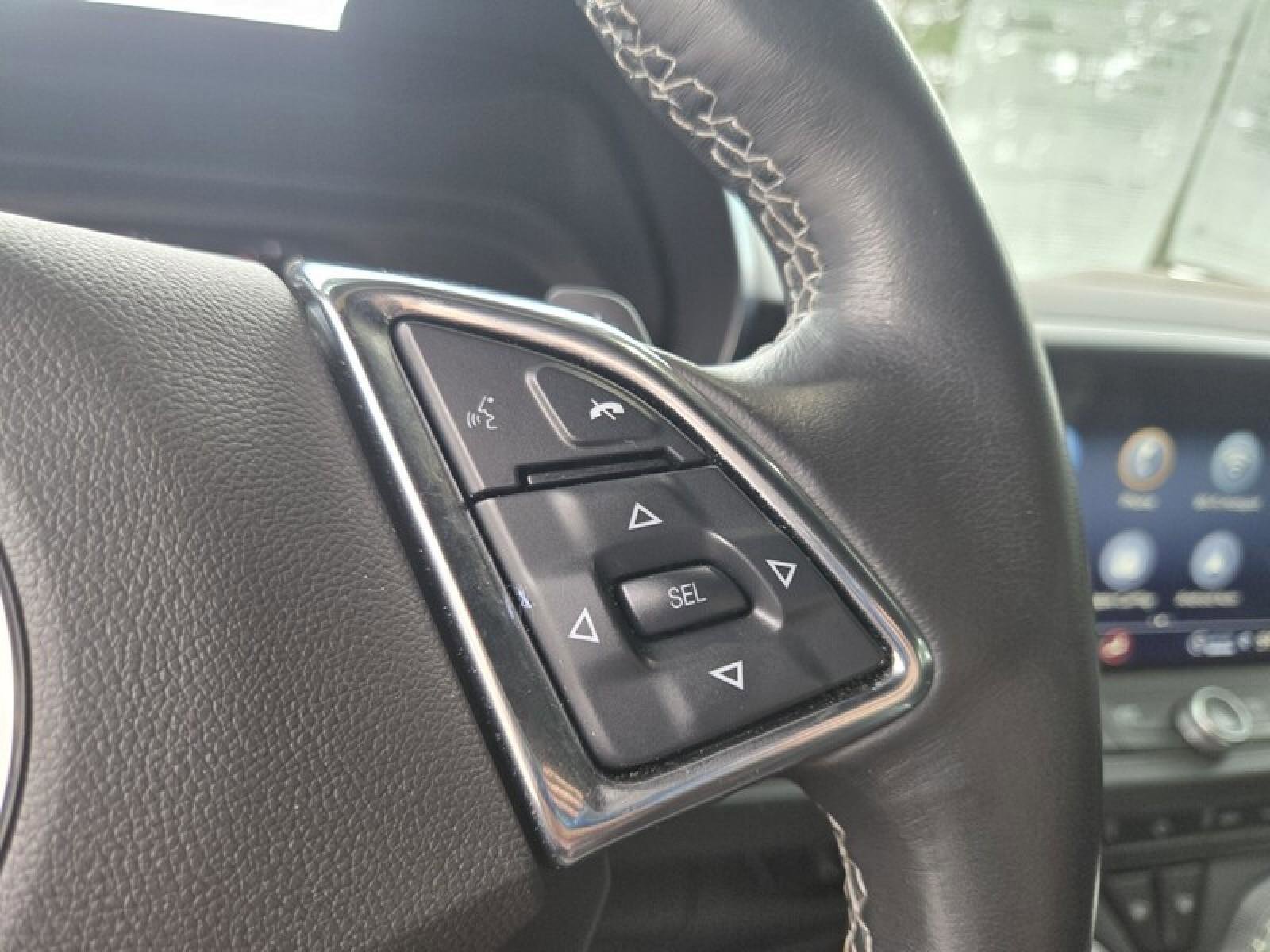 Used 2024 Chevrolet Camaro LT w/ Technology Package image 10