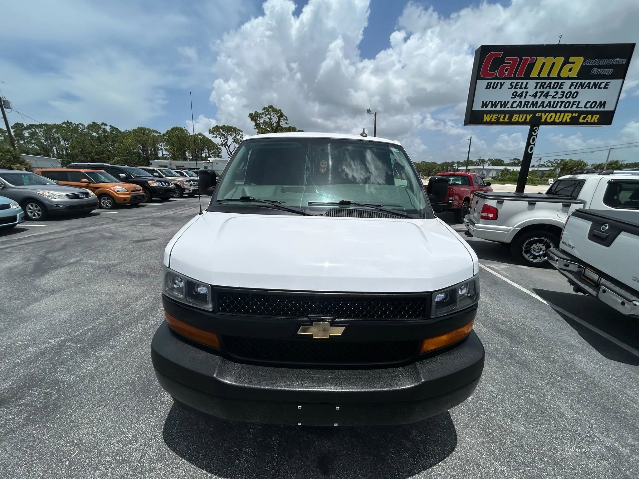 Used 2021 Chevrolet Express 2500 image 4