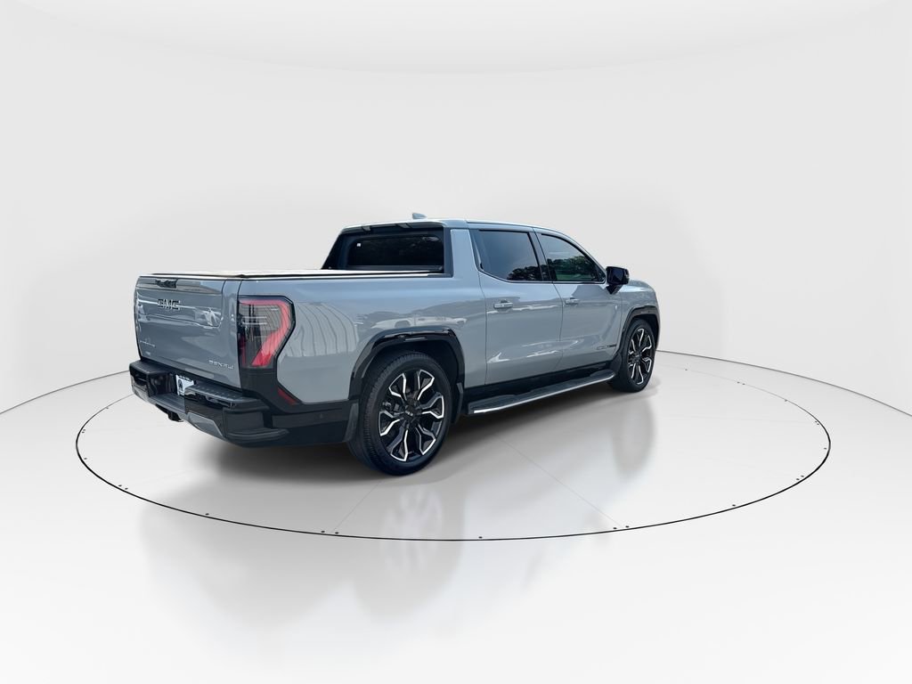 Used 2024 GMC Sierra EV Denali image 8