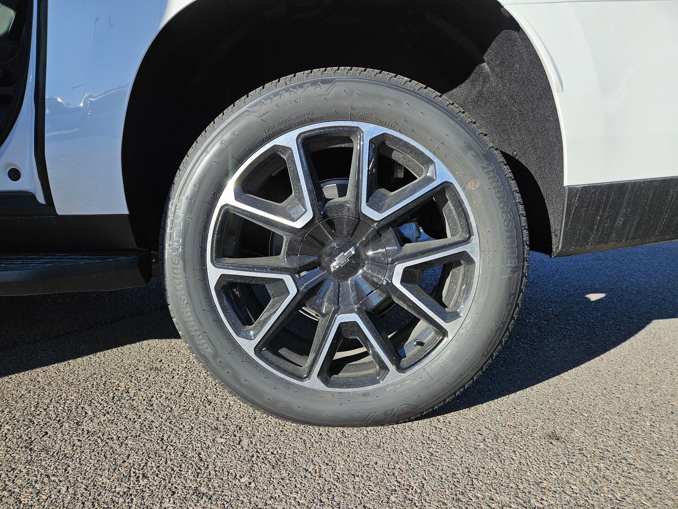 New 2026 Chevrolet Suburban RST w/ Comfort Package AWD/4WD image 17