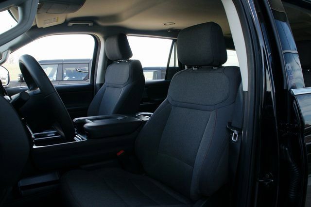 Used 2025 Ford Expedition Max Active image 15