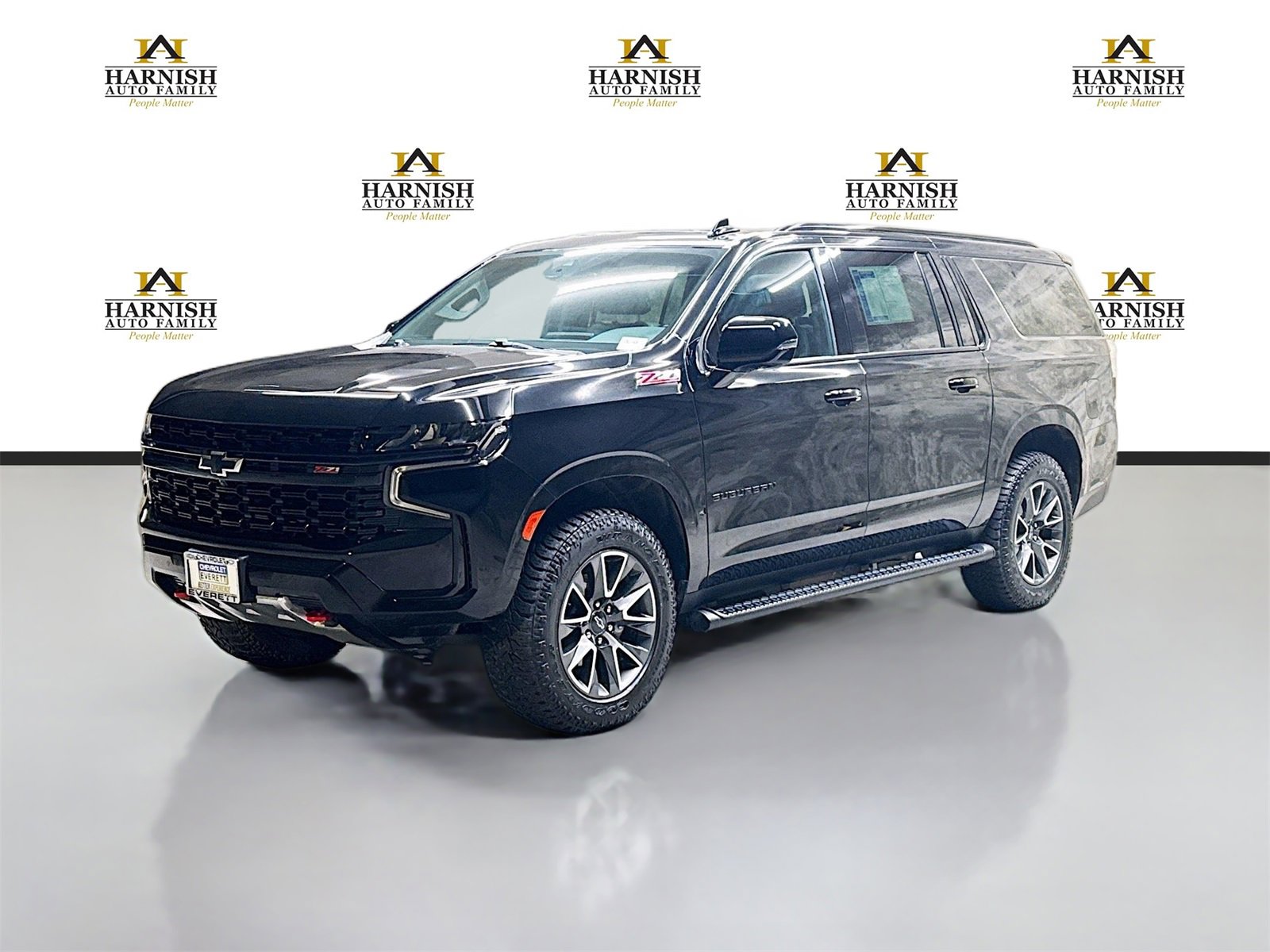 Used 2023 Chevrolet Suburban Z71 w/ Luxury Package image 1