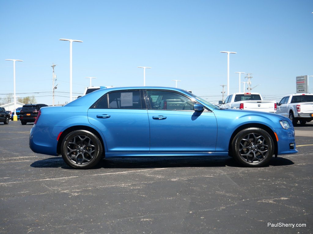 Used 2023 Chrysler 300 Touring L w/ Popular Equipment Group image 13