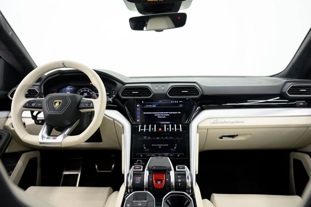 Used 2024 Lamborghini Urus S AWD/4WD image 42