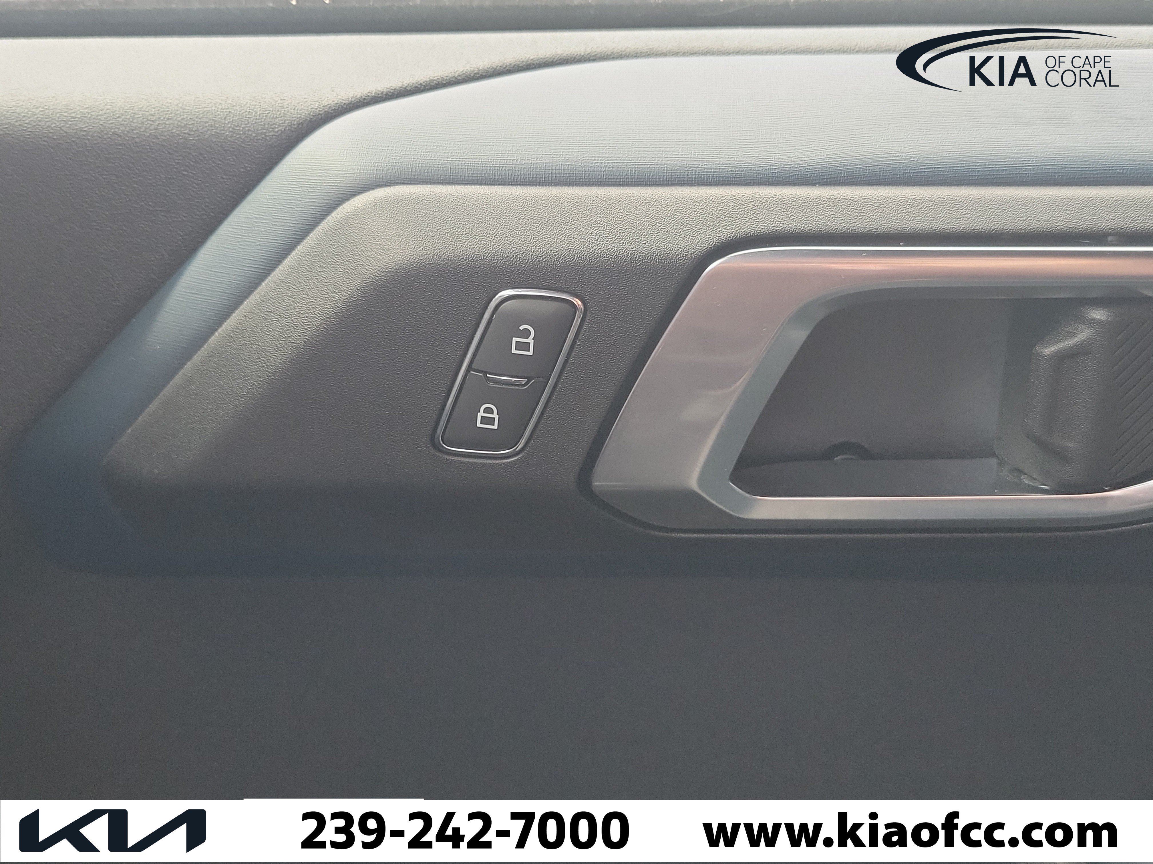 Used 2024 Ford Bronco Outer Banks AWD/4WD image 30