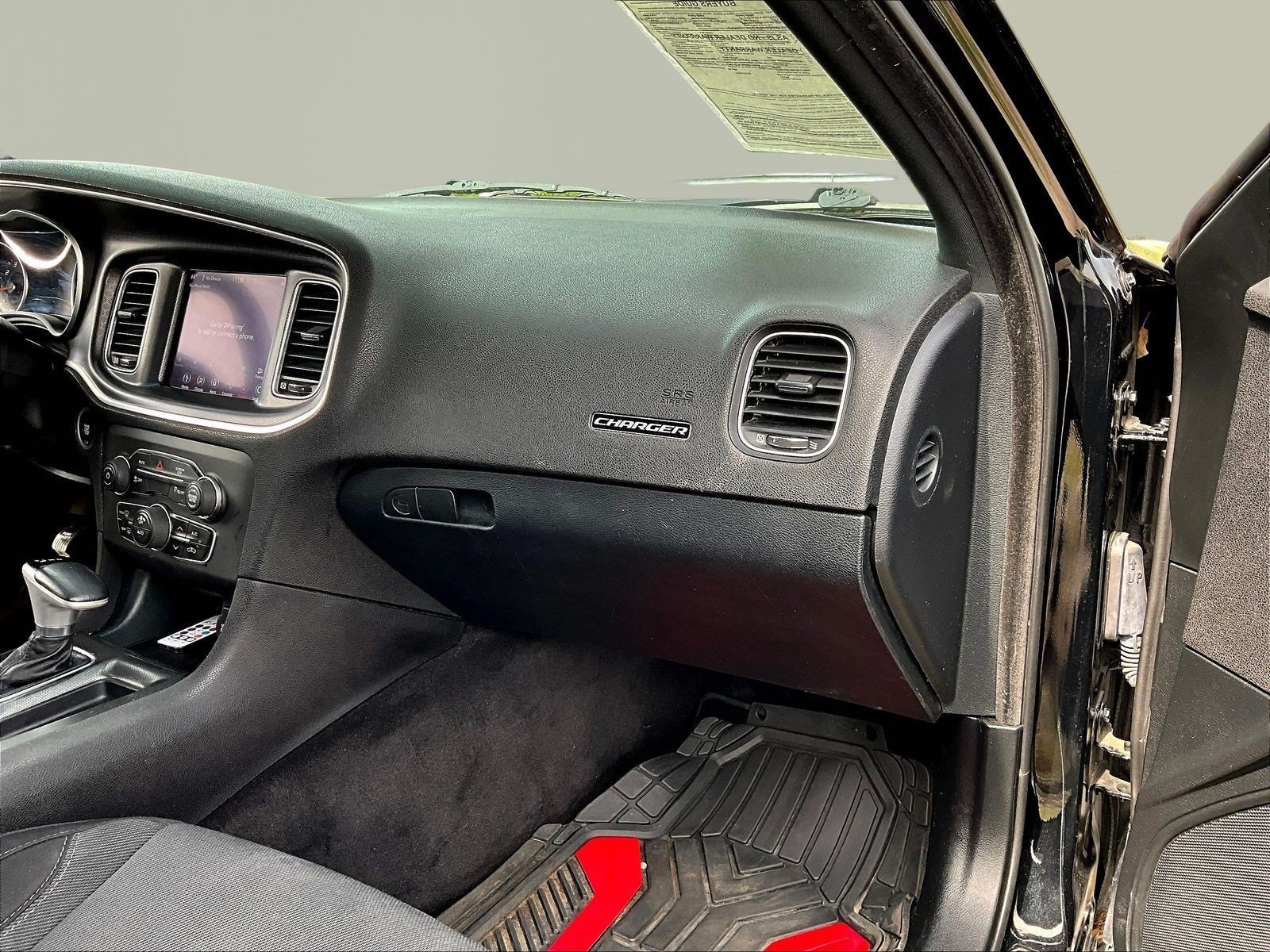 Used 2018 Dodge Charger SXT Plus RWD image 26