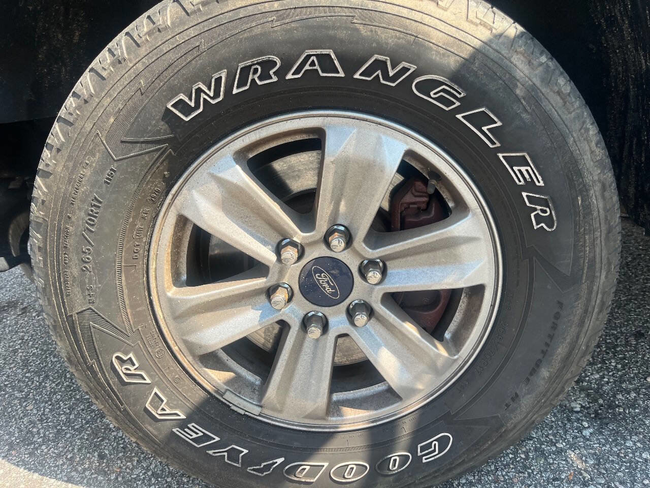 Used 2014 Ford F150 XLT w/ Trailer Tow Package image 24