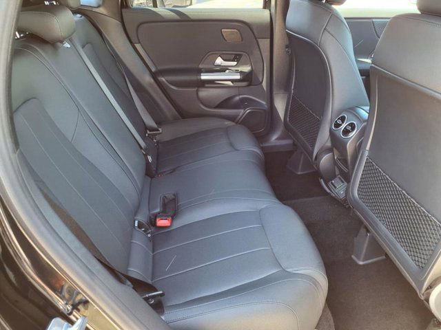 Used 2025 Mercedes-Benz GLA 250 GLA 250 image 19