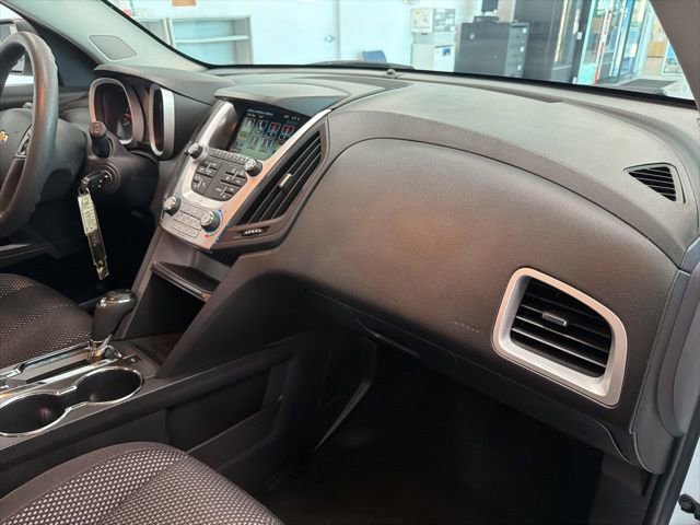 Used 2016 Chevrolet Equinox LS FWD image 26