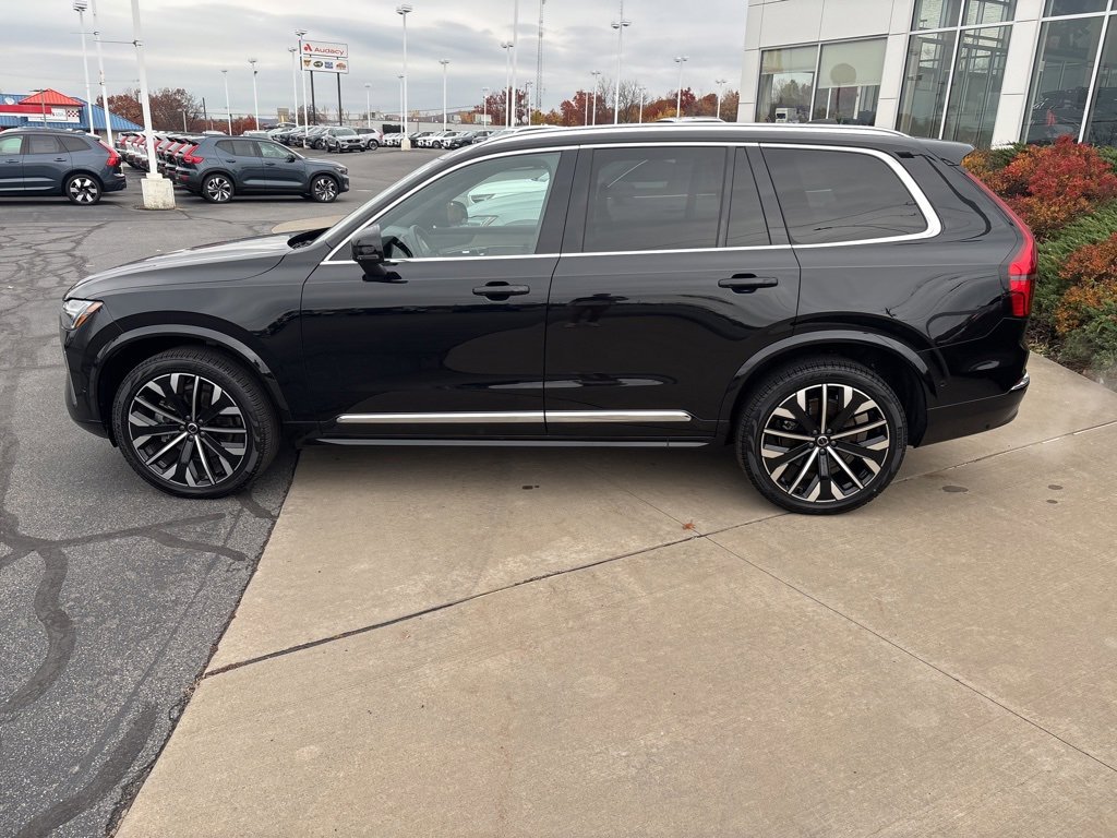 Certified 2025 Volvo XC90 B6 Plus image 10