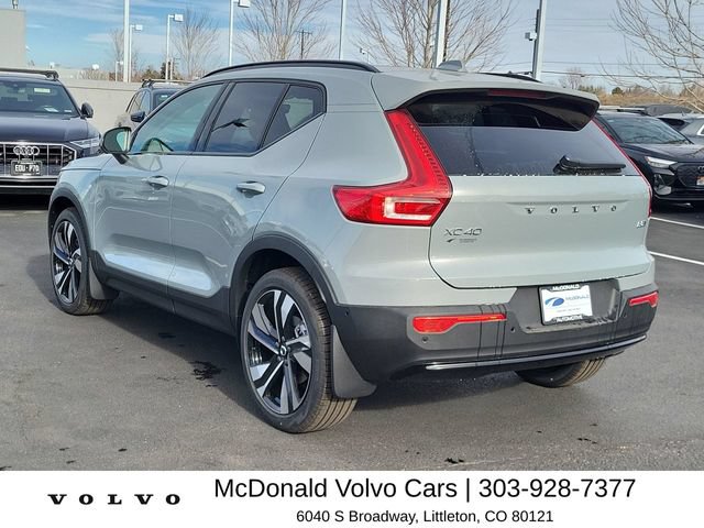New 2026 Volvo XC40 B5 Ultra w/ Climate Package AWD/4WD image 3