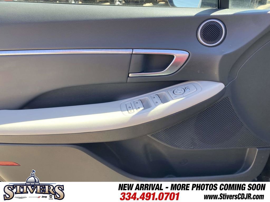 Used 2023 Hyundai Sonata SEL image 19