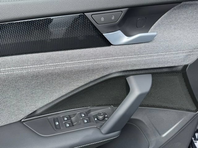 New 2026 Volkswagen Tiguan S AWD/4WD image 30