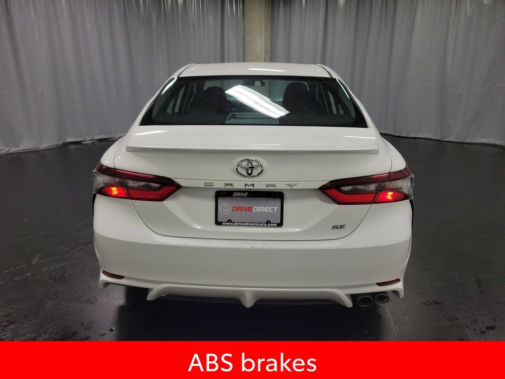 Used 2024 Toyota Camry SE FWD image 7
