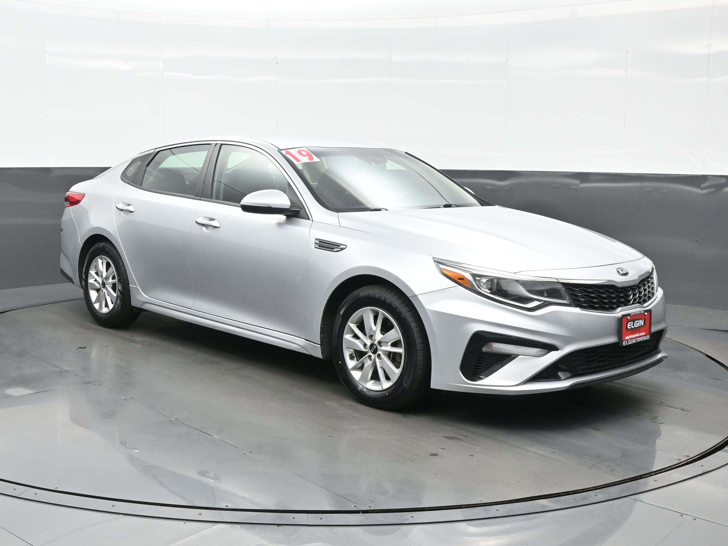 Used 2019 Kia Optima LX image 8