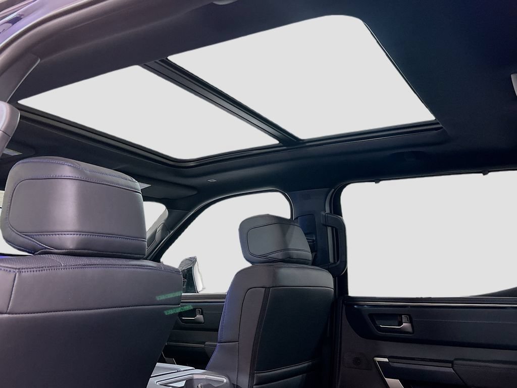 New 2026 Toyota Tundra Platinum AWD/4WD image 19