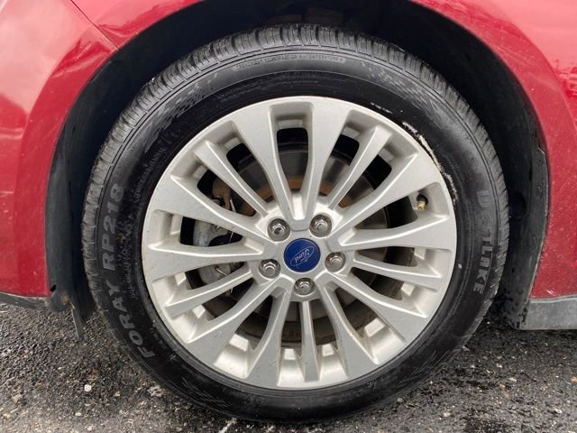 Used 2017 Ford C-MAX Energi SE w/ Equipment Group 402A image 23