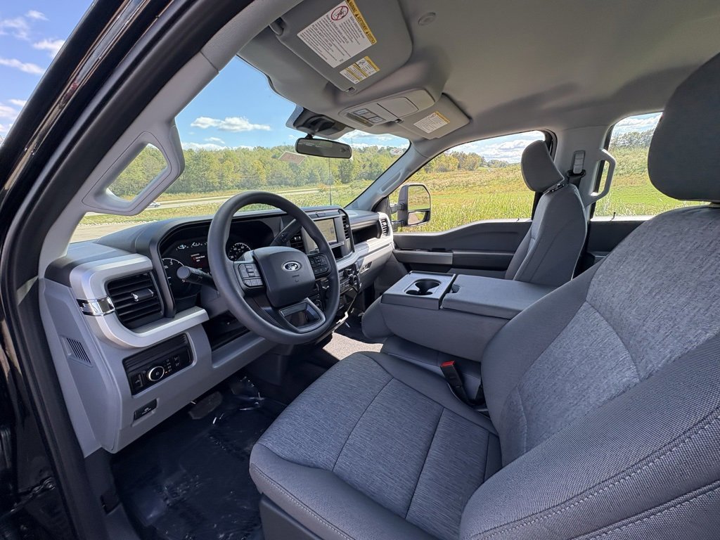 New 2026 Ford F350 XL image 38