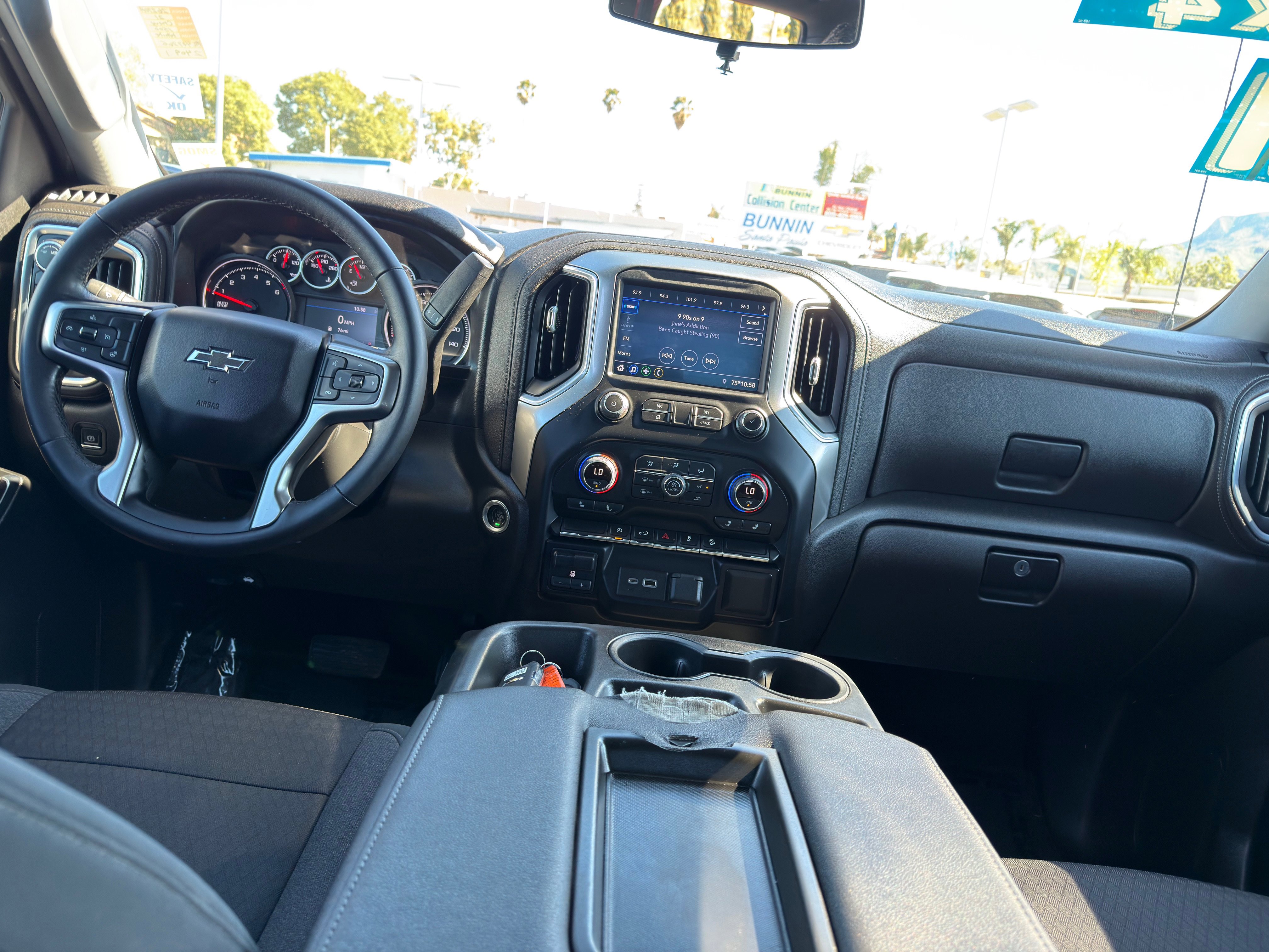 Used 2021 Chevrolet Silverado 1500 RST w/ Z71 Off-Road Package image 24