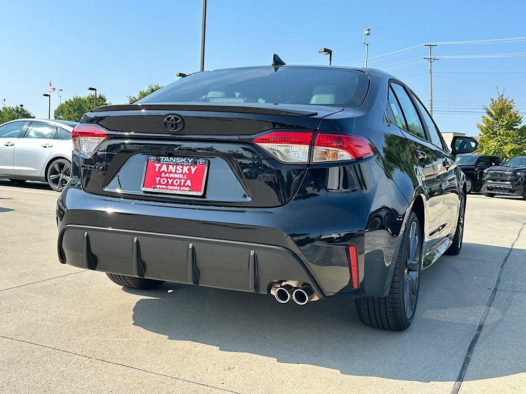 New 2026 Toyota Corolla SE FWD image 3