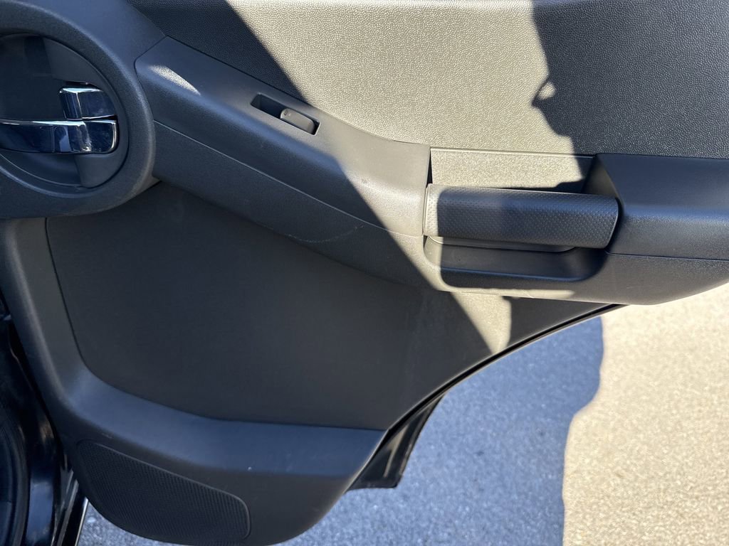 Used 2008 Nissan Xterra X image 39