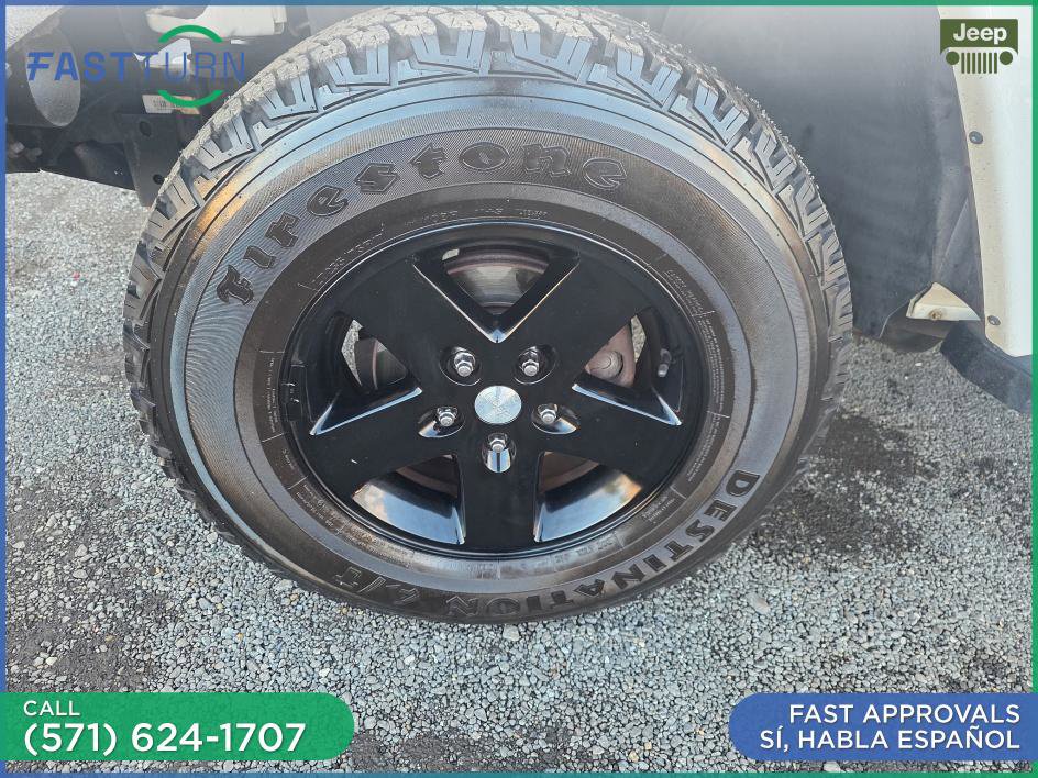 Used 2012 Jeep Wrangler Rubicon w/ PWR Convenience Group image 17