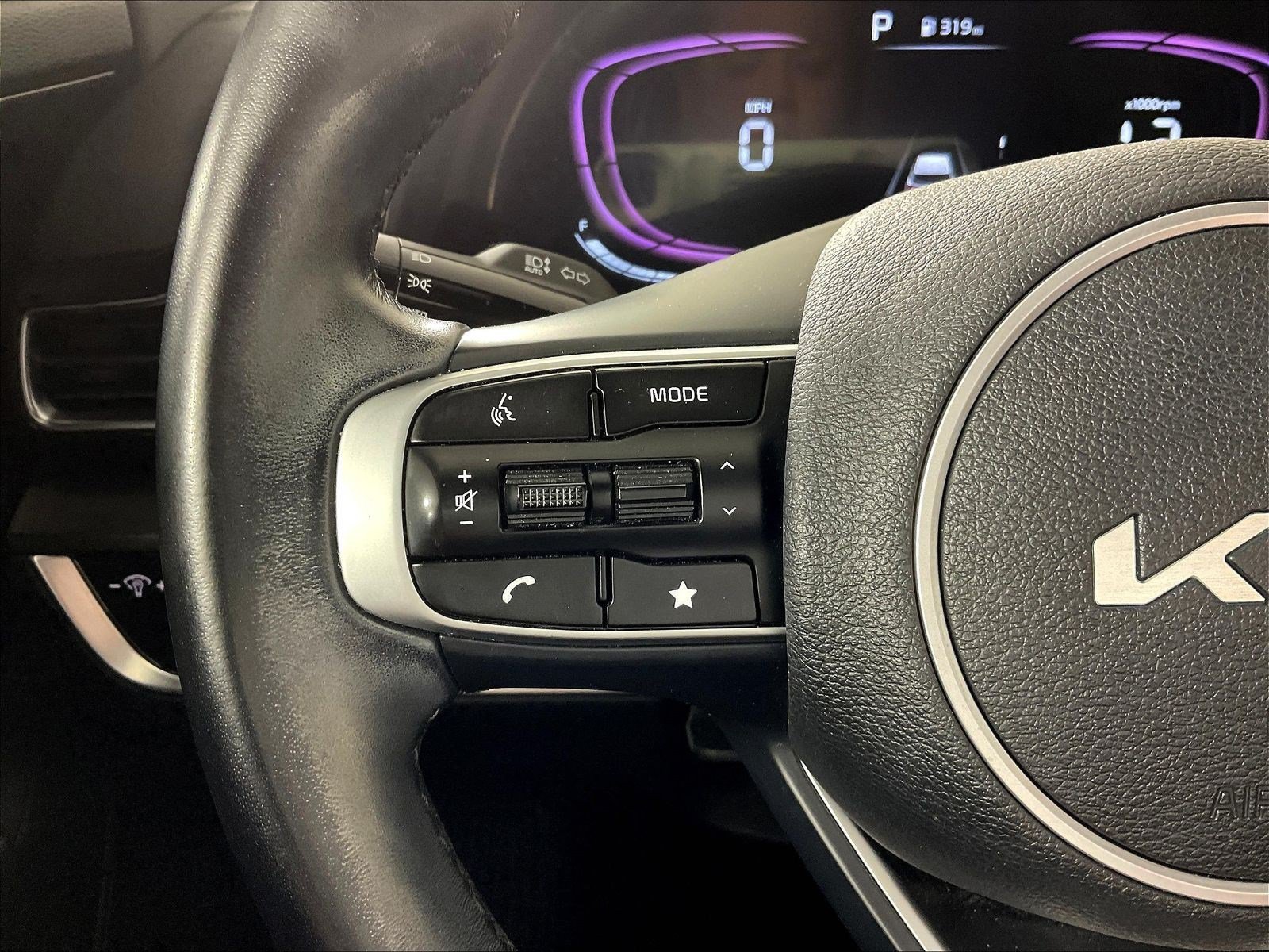 Used 2024 Kia Sportage EX FWD image 12